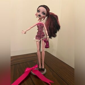 Monster High Dawn of the Dance Draculaura